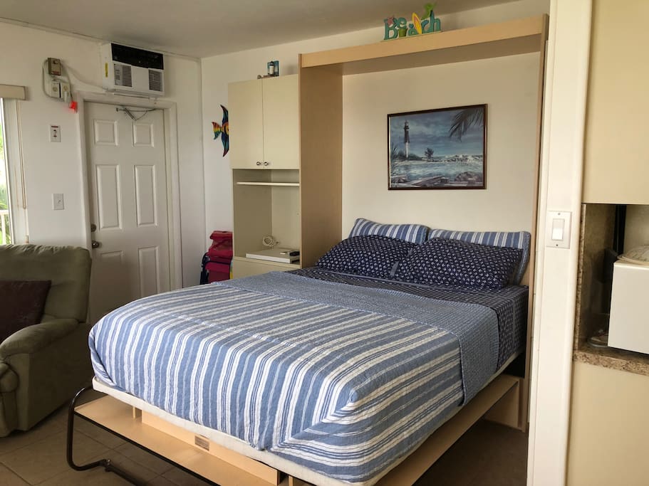 Queen Size Murphy Bed
