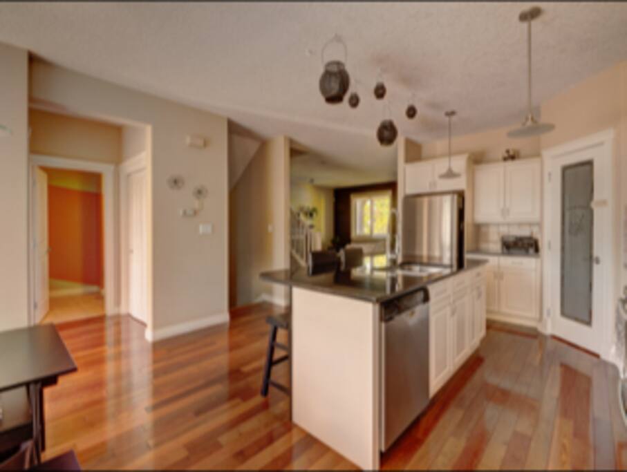 Gorgeous Open Kitchen