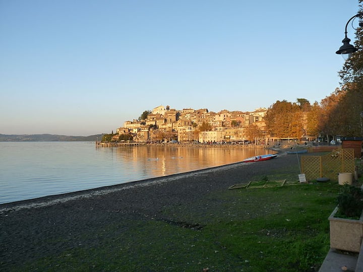 Rest On The Lake, Visit Rome! - Trevignano Romano
