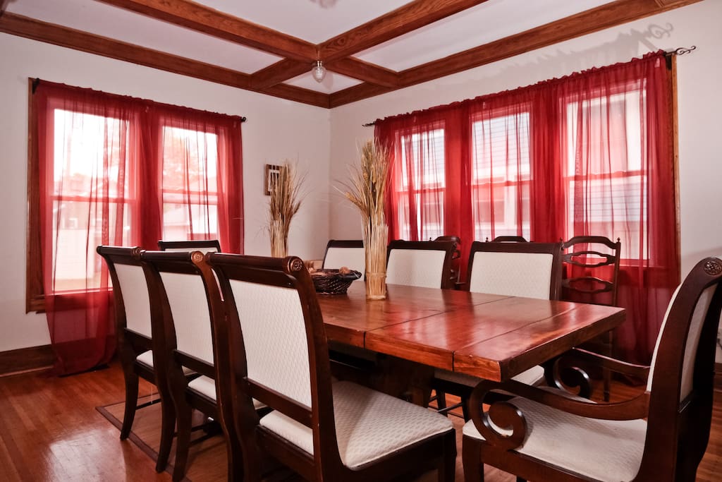 4BR HOME 10min from Downtown Indy!! Houses for Rent in Indianapolis