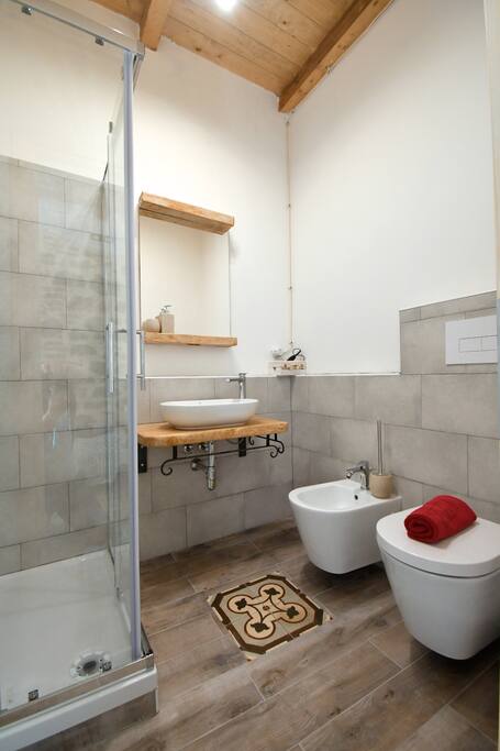 bagno privato camera sindria