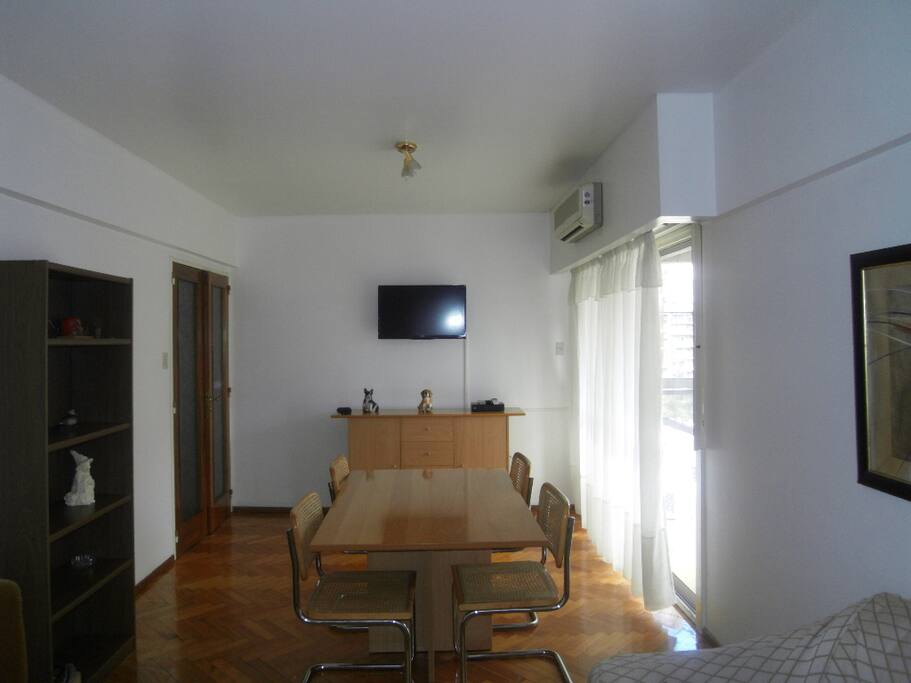 Amplio Living con Led TV