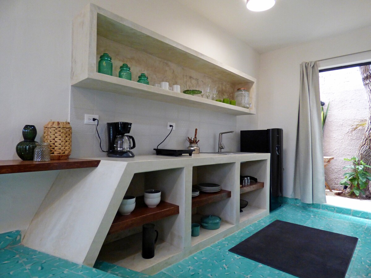 Propiedad de Airbnb exitosa: Tropical Escape | Chic Loft w/ Pool & Terrace en México Norte