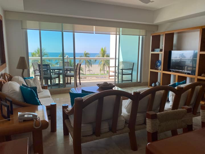 Lujoso Departamento Frente Al Mar. - Nuevo Vallarta