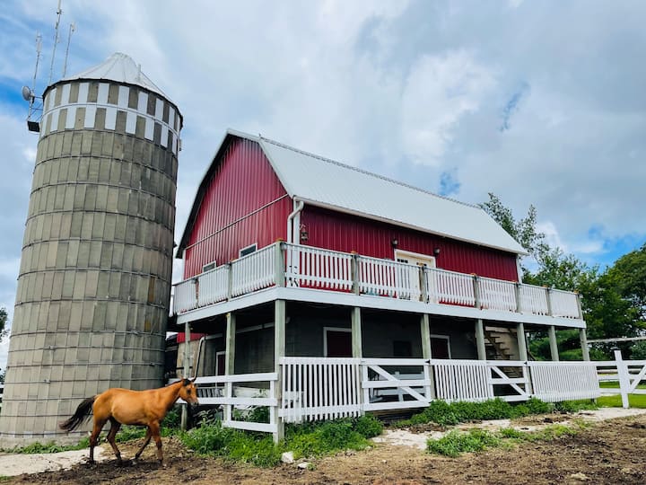 Silo on the Ridge Barns for Rent in Decorah, Iowa, United States Airbnb