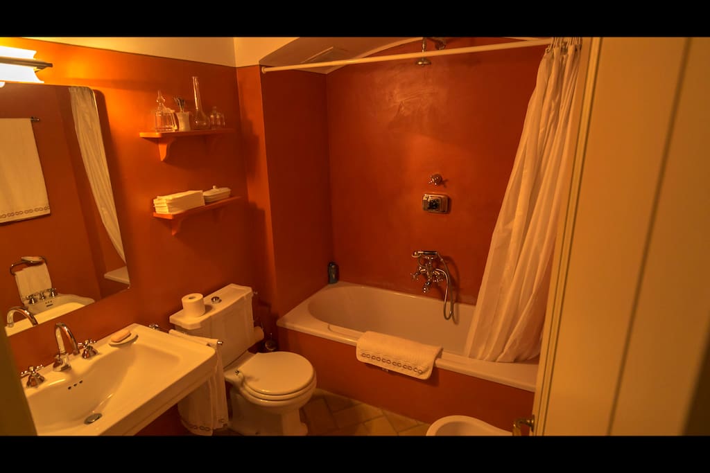 Bathroom - Villa Chiusano