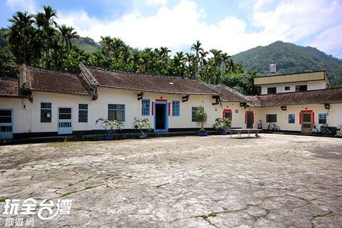 三合院民宿Sun Moon Lake SanGeYu Hostel