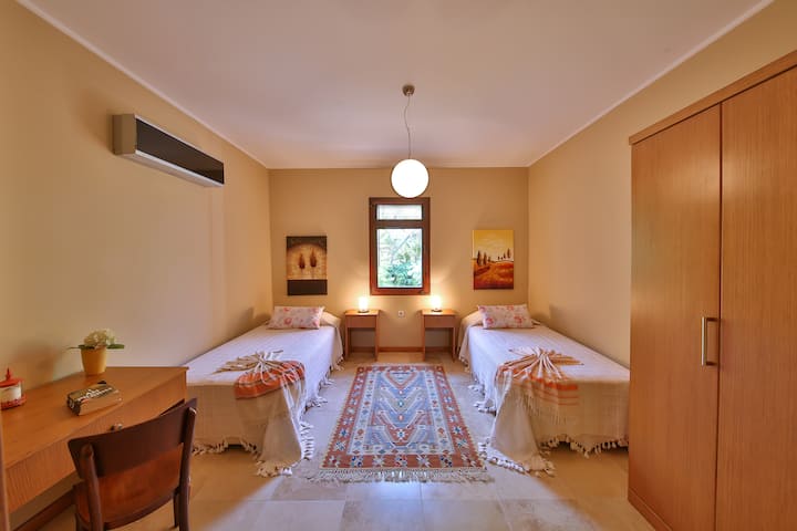 غرفة نوم مزدوجة 2