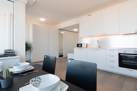 Cozy apartment in Panorama City