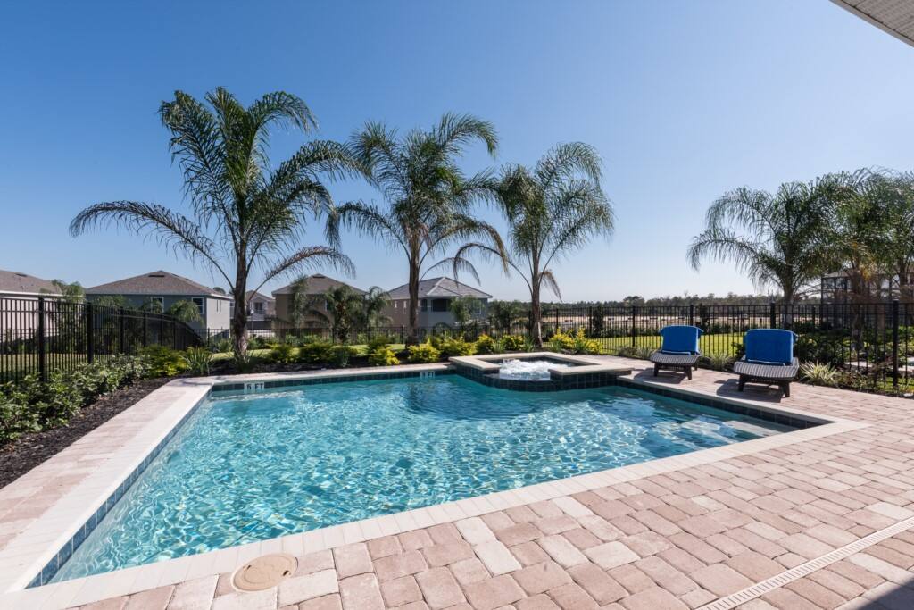 Pool2
