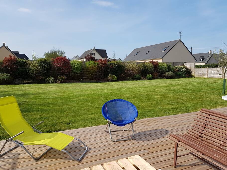 TERRASSE + TERRAIN CLOS