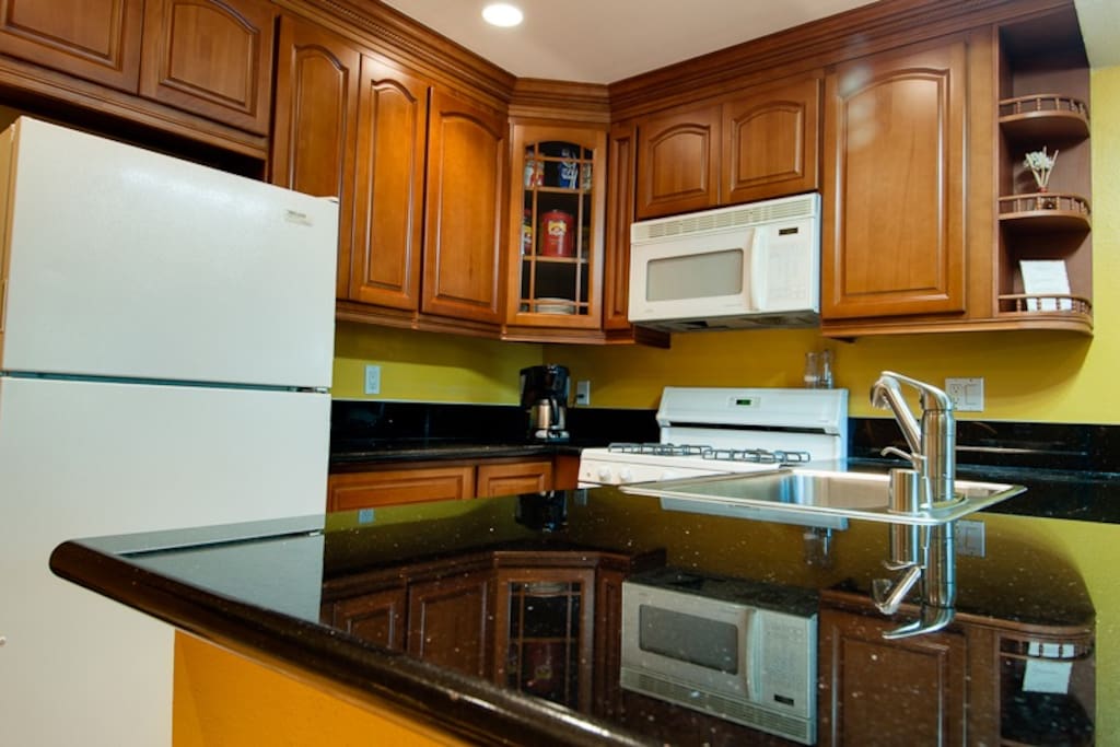 Fully Stocked Kitchen