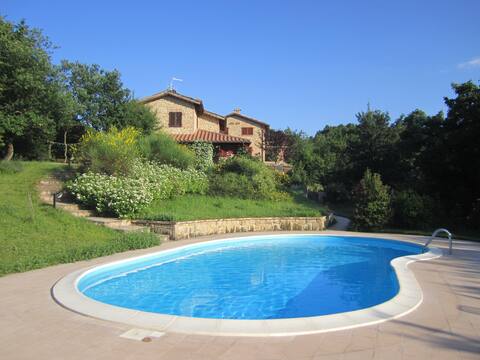 Colle della Sibilla - country house