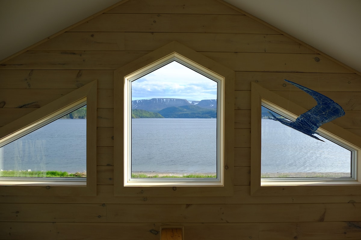 寝室のロフトからの眺め。