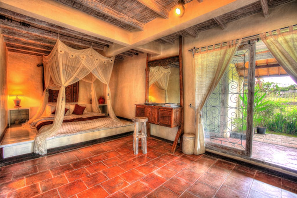 5 Bedroom with bathroom Hot & Cold water, all with AC