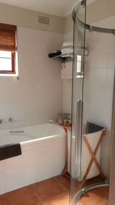 Spacious bathroom