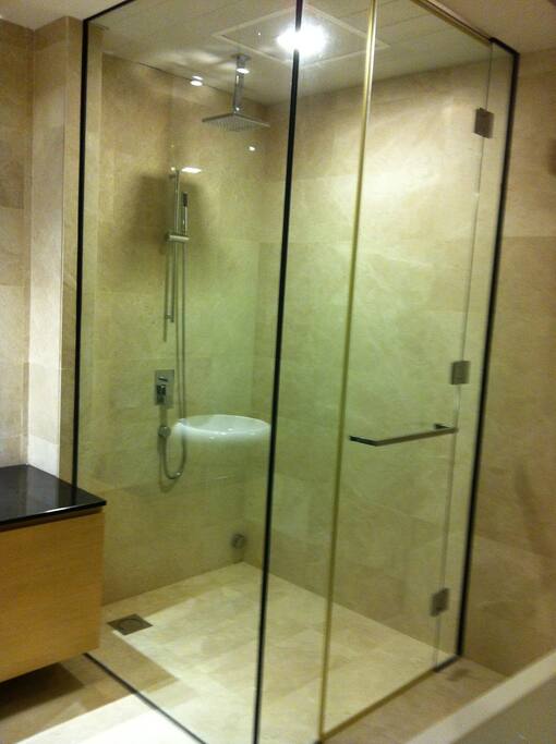 Sky shower and Sauna