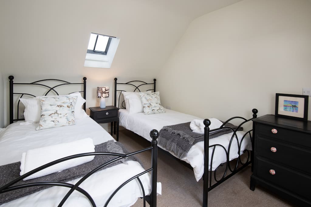 Twin Bedroom