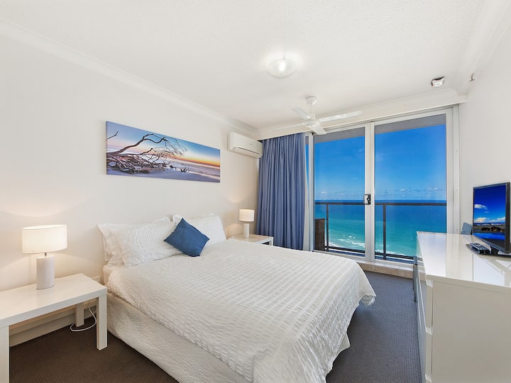 Master Bedroom - wake up to the waves and a glorious sunrise