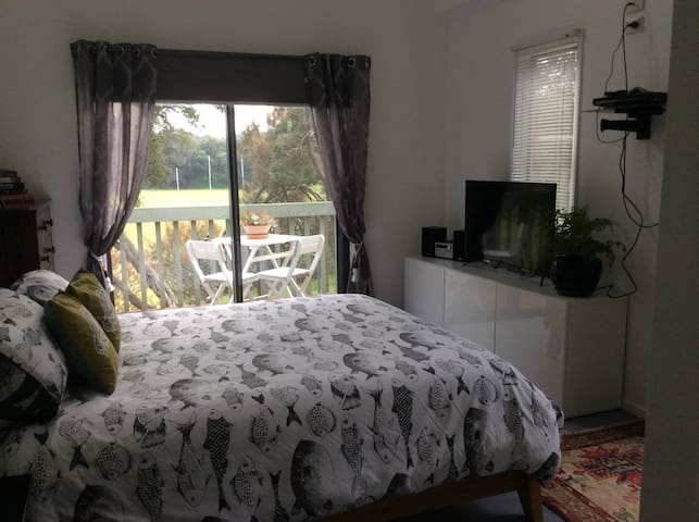 Blairgowrie Cottage with a View