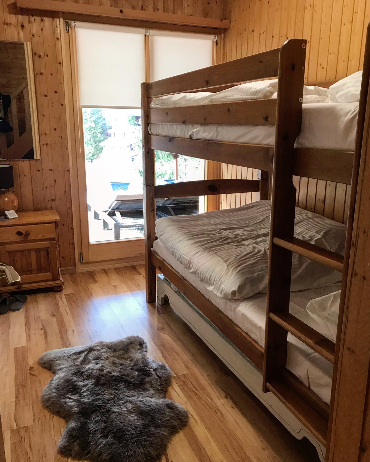 ห้องนอนที่ 3 (เตียงเดี่ยว 3 หลัง)