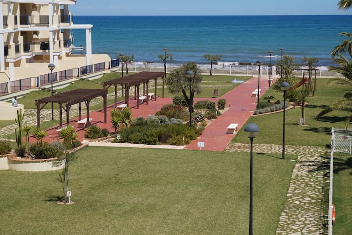 Apartamento En Primera Línea De Playa, Vistas Al Mar - Pedreguer