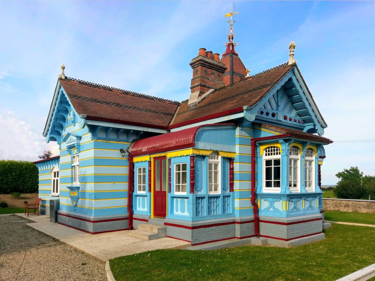 The Doll's House - Rathaspeck Manor