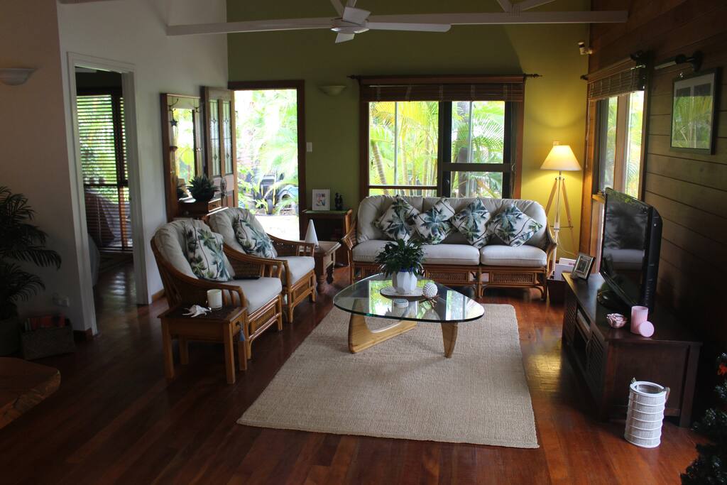 Lounge room