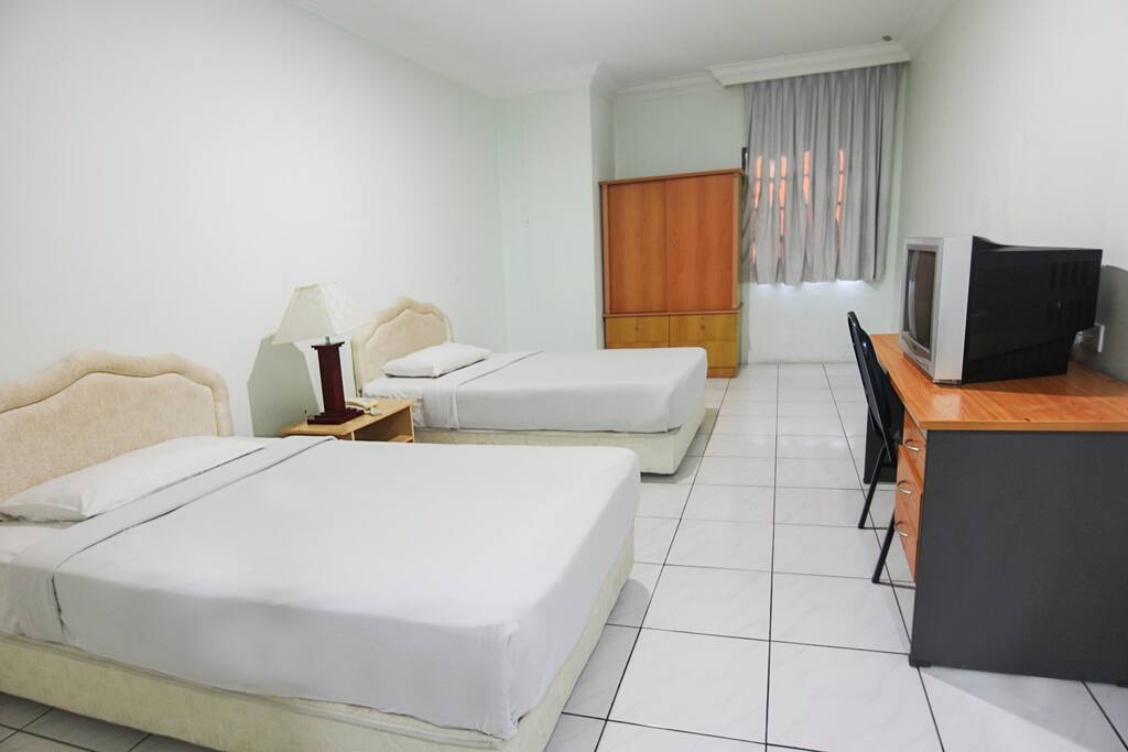 Chonglin Plaza Twin Room For 2 Adults Aug 2021 Apartment In Kuching Malaysia 1 Bedroom 1 Bathroom