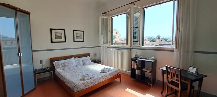 Sunny Home - Florencia
