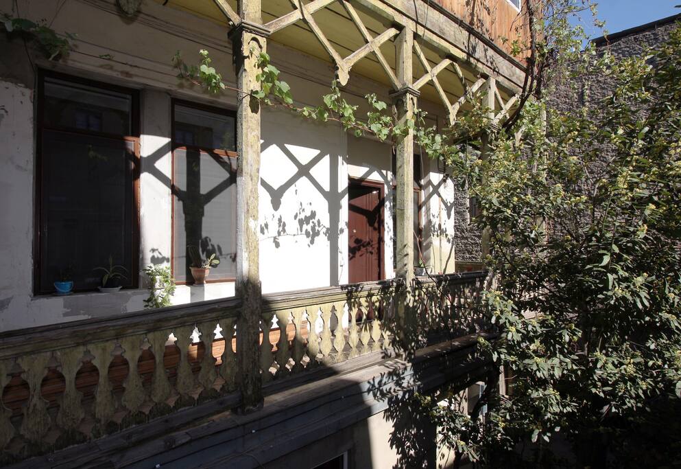 Our apartment in the "Italian Yard". Balcony & entrance