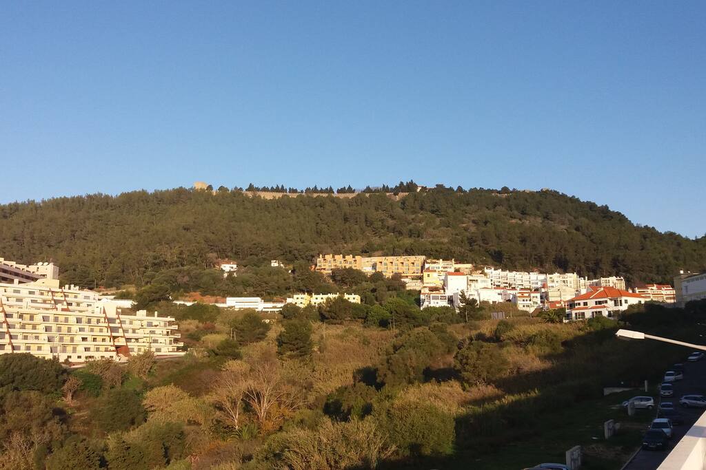 Vista para o Castelo / Vue sur Château / Castle View