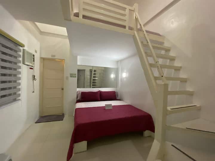Bedroom 2 (B2):  Sleeping capacity of 5 - 6 pax with Loft.  With private toilet & bath.  

Bed sizes: 70”x75”x6”
Loft1: 84”x73”x4”
Loft2: 40”x85”x4”
