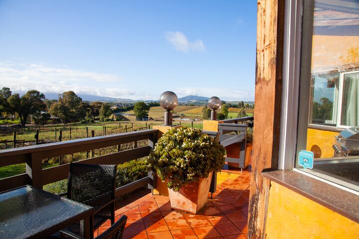 Yarra Glen, the Vines Cottage