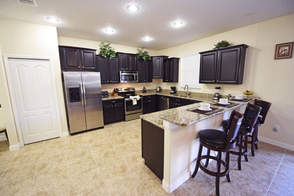 Dining Table,Furniture,Table,Chair,Hardwood