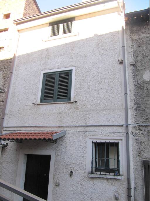 ingresso casa via piaggio
