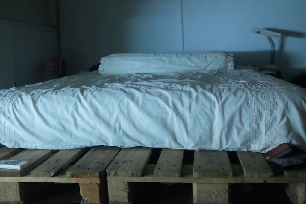 Real comfy queen bed