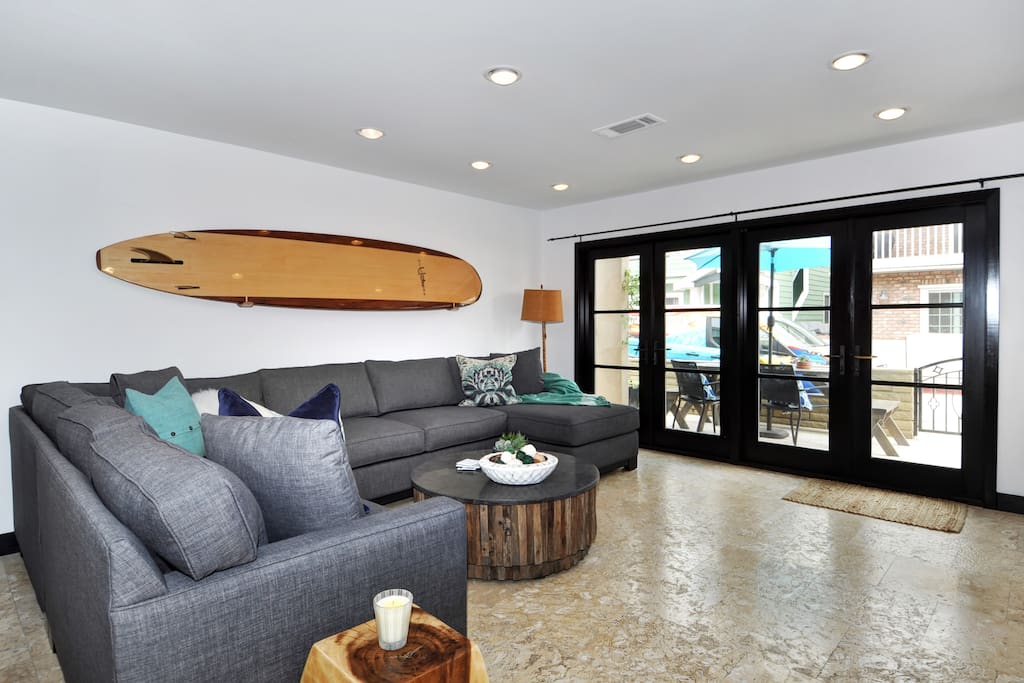 Spacious, Comfy Living Room