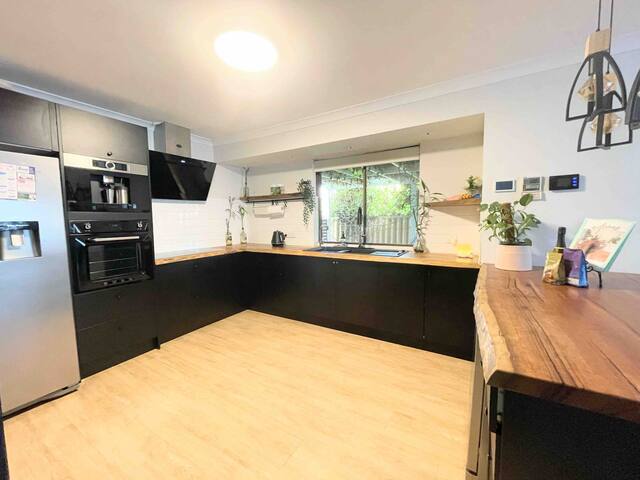 Luxe Family Beach Retreat-Pool, Sauna & Play Gym! gallery image 4