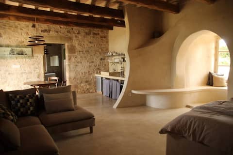 L'Etable Ancienne - The Old Stable at Bonbousquet