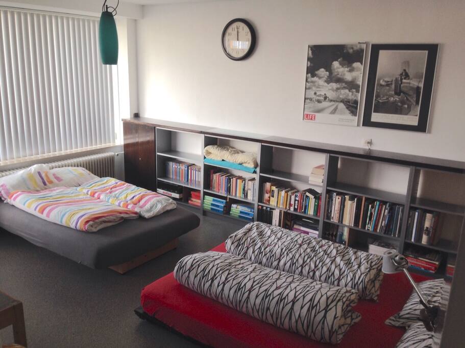 room 4 persons, 5 possible