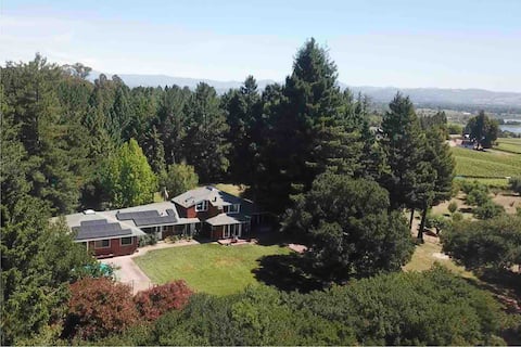 Charming Suite  in the Vineyards/Country