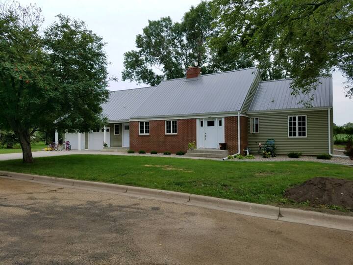 Lake Shetek Vacation Rentals & Homes The Lakes, MN Airbnb