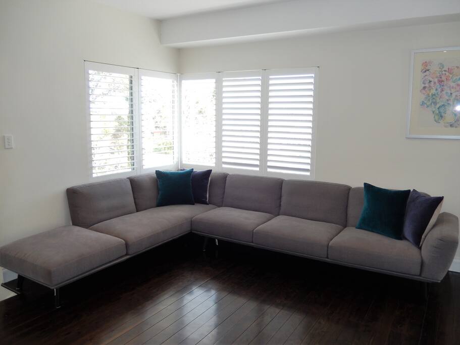 Open Lounge