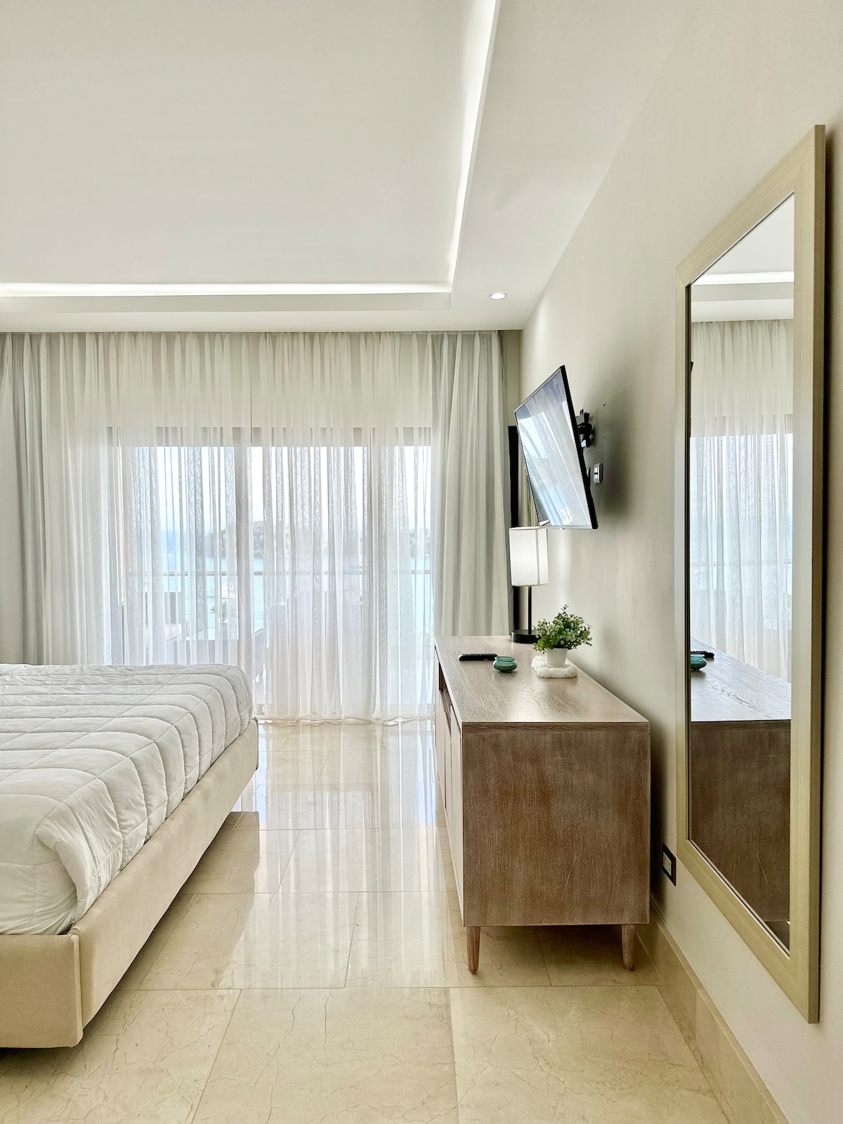 ห้องนอนใหญ่