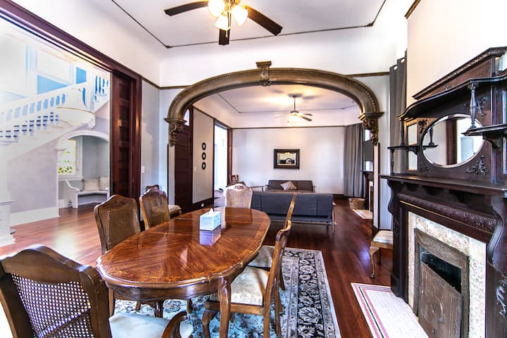 Claiborne Historic Mansion Historic Getaways - New Orleans, LA