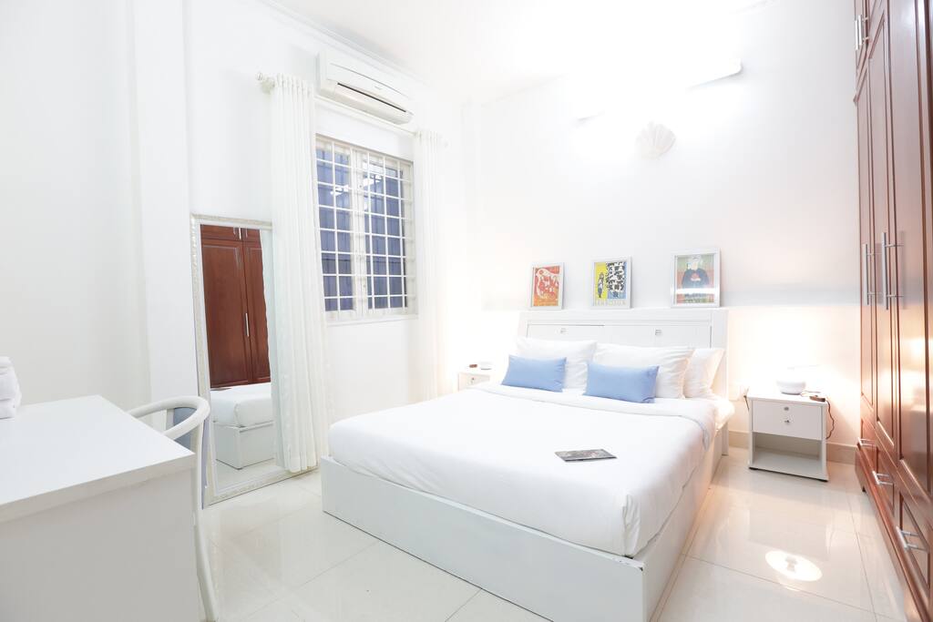 Spacious and Bright apartment