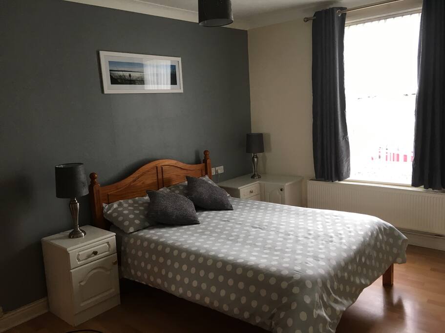 Main bedroom with sea view