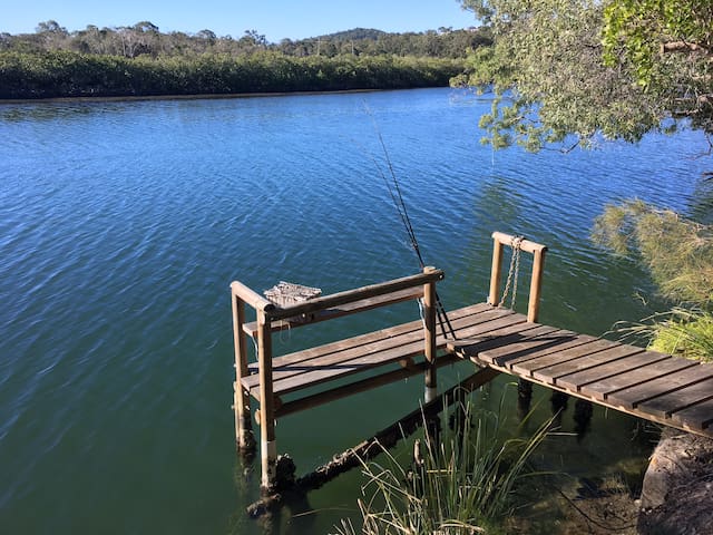 Raes by the River gallery image 3