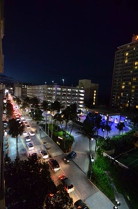 Entertainment and restaurants all along Ashford Avenue.